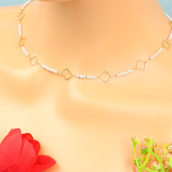 Delicate & Contemporary Necklace Chain, A Lovely Choice for Women, EVCH1795 - Picture 5 of 10